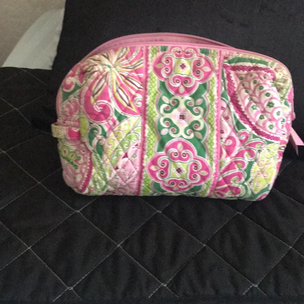 Vera Bradley make up bag